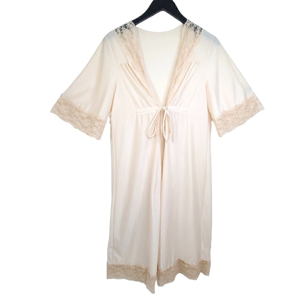 Vintage 70s Shadowline Nylon Beige Peignoir Lace Long Sweep Robe
